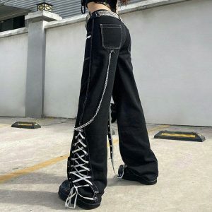 grunge laceup baggy jeans iconic streetwear revival 4898