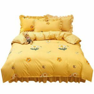 honey bee themed bedding set   chic & youthful design 7373