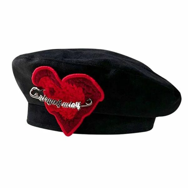 retro french kiss heart beret   iconic & chic streetwear 5620