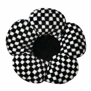 vibrant checkered flower pillow   youthful home decor 6163
