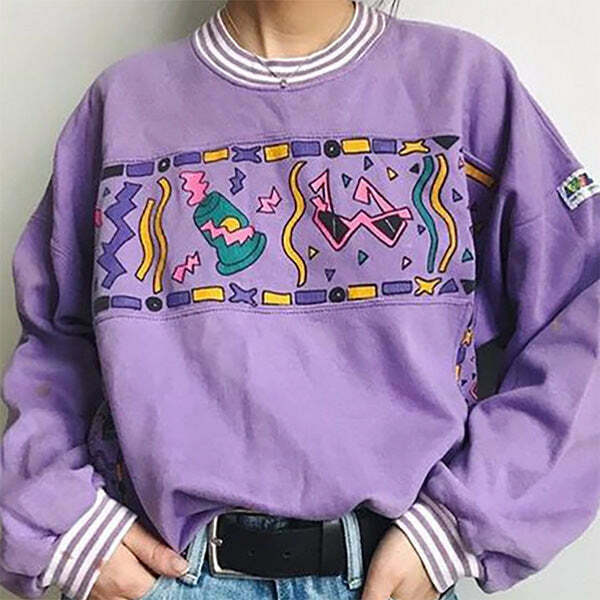 youthful 90's lavender sweatshirt iconic & cozy 8892