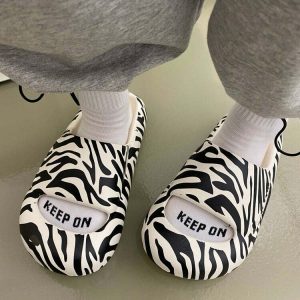youthful animal behavior foam slippers streetwise comfort 7155