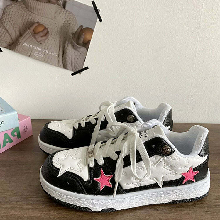 youthful bubblegum pink star sneakers in black 7224