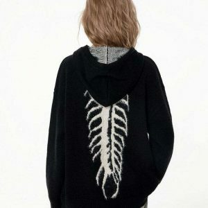 youthful centipede knit hoodie dynamic streetwear design 7328