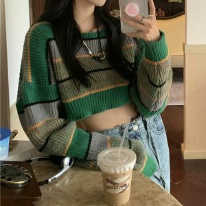 youthful grunge crop sweater iconic aesthetic comfort 3523