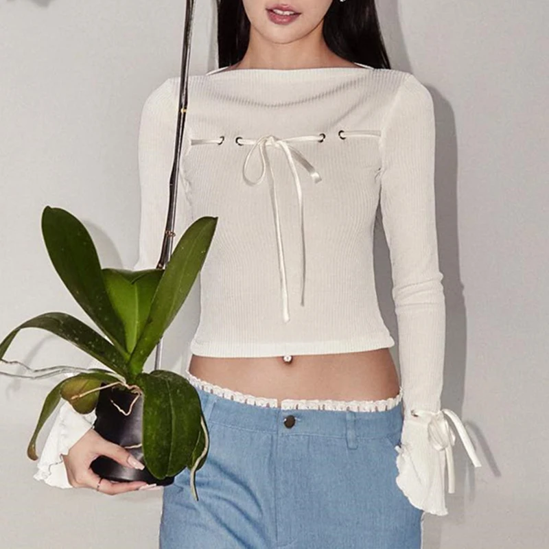 Autumn White Flare Sleeve Lace-up Crop Top | K-POP Streetwear Fashion for Women