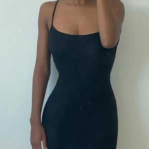 Black Sleeveless Maxi Dress: Gen Z Streetwear Fashion for Women