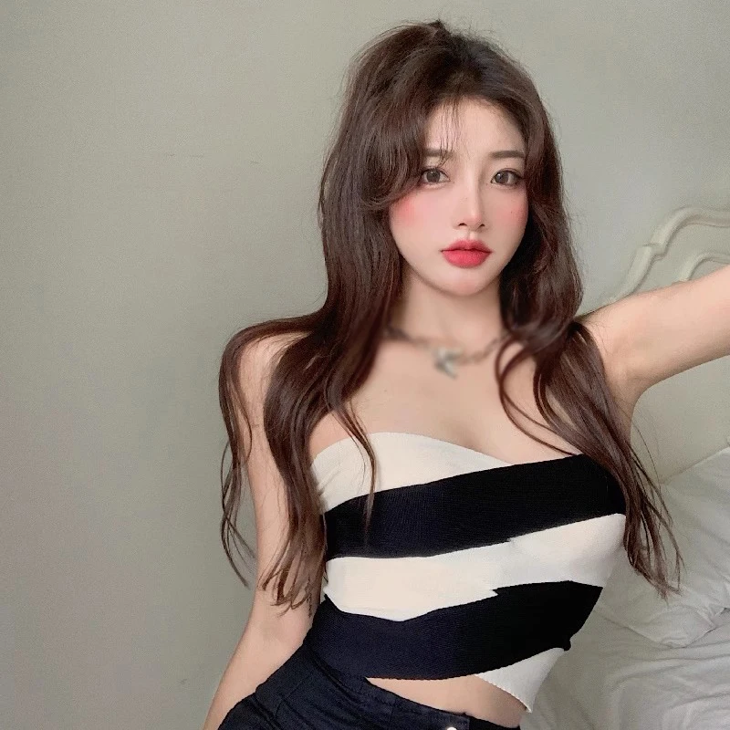 Gen Z Y2K K-POP Style Women's Striped Knit Crop Top