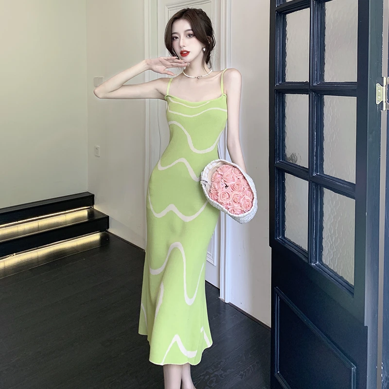 K-POP Inspired Wave Stripe Knit Long Dress for Women | Elegant Autumn Party Fashion