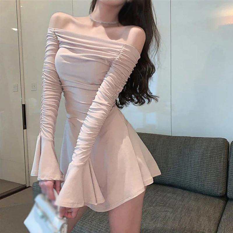 Retro Off-Shoulder Pleated Dress | Solid Color | Long-Sleeve | Sexy Slim Fit | Party Clubwear